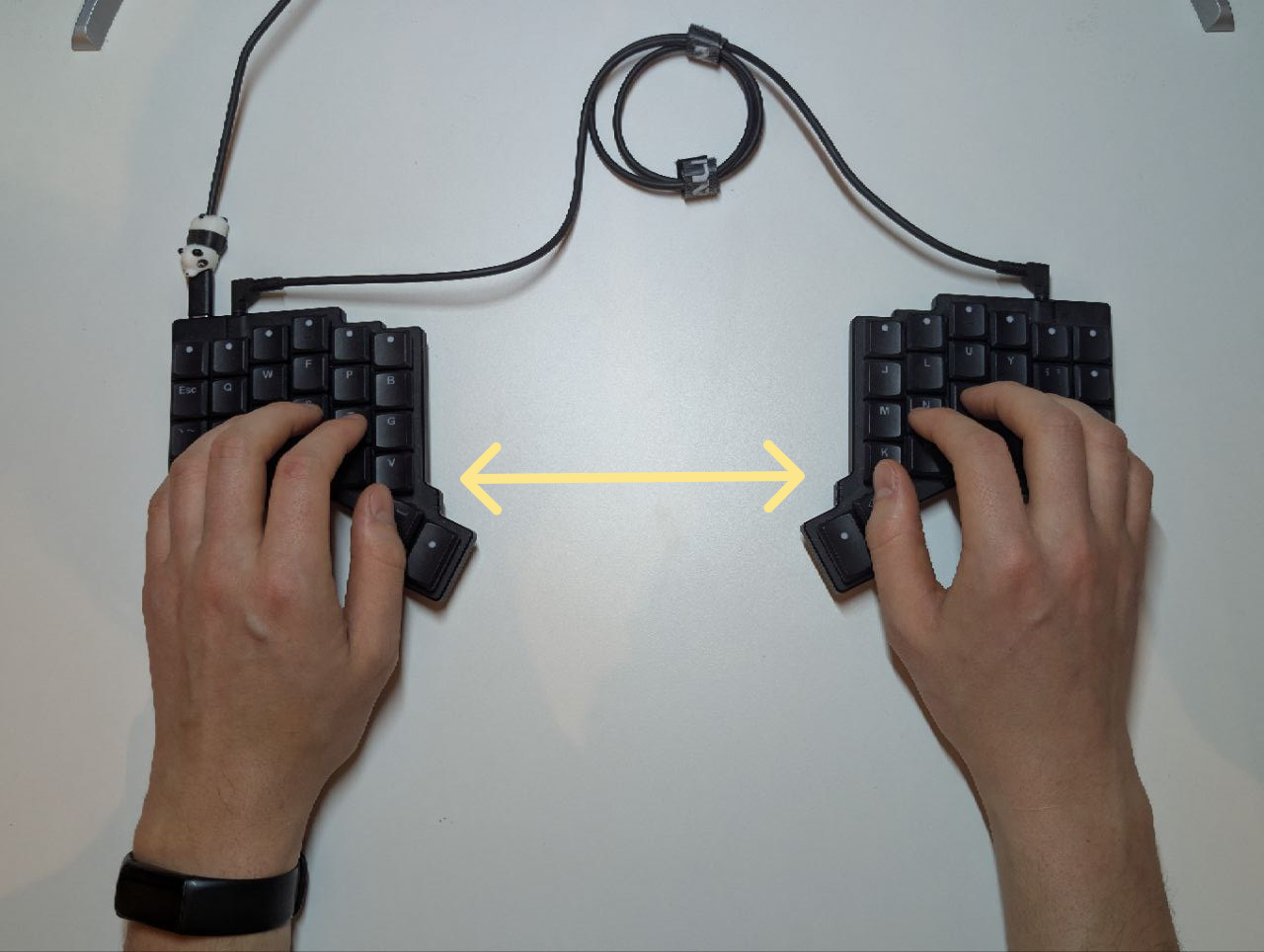 Split keyboard posture